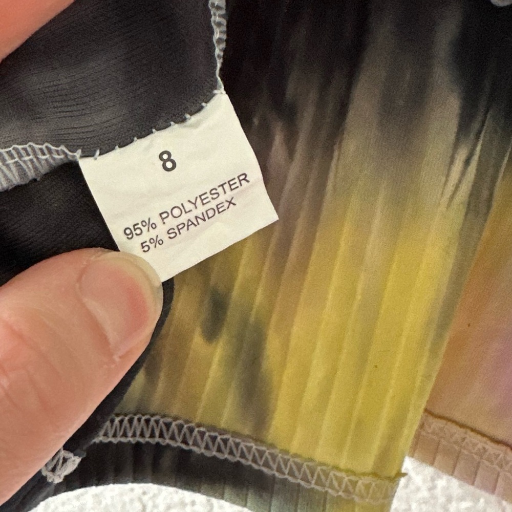 Tie-Dye Ruched Women's Top - Picture 4 of 4